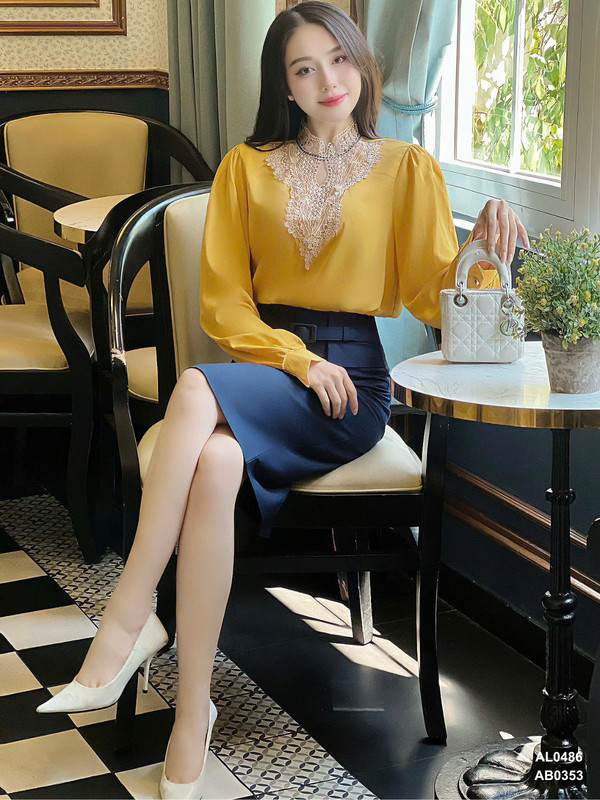 ÁO KIỂU CHỮ V AL0486 Vàng Kim