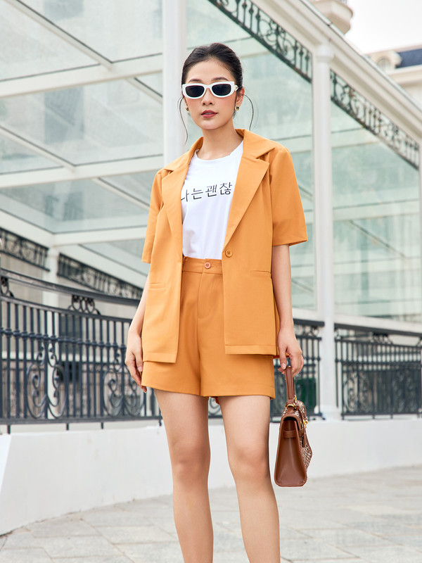 ÁO BLAZER FORM SUÔNG CƠ BẢN AB0430 CAM