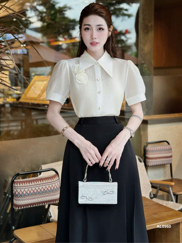 ÁO SƠ MI NGẮN TAY ĐÍNH HOA AL0960