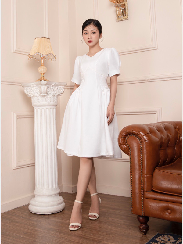 ĐẦM XÒE TIỂU THƯ TAY BỒNG AB0302