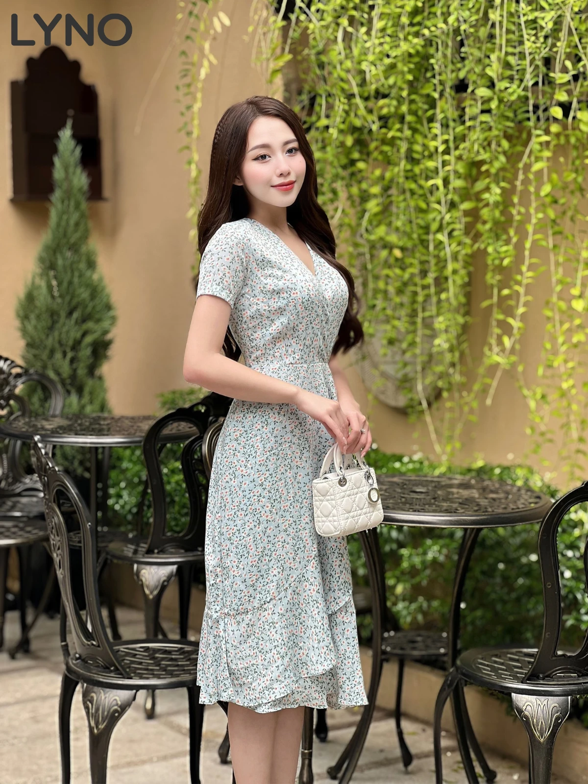 ĐẦM BÈO ĐUÔI CÁ AB0464